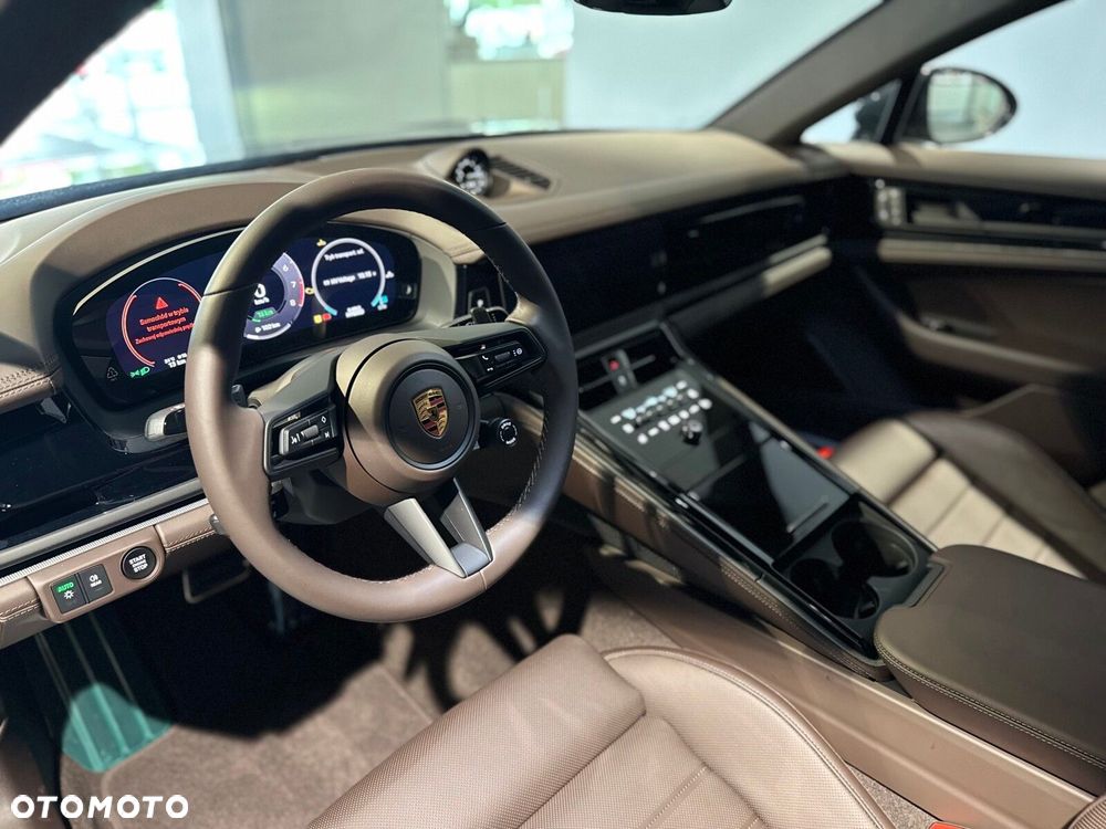 Porsche Panamera - 12