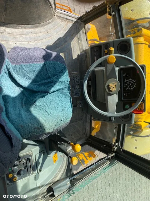 JCB 4CX TURBO - 17