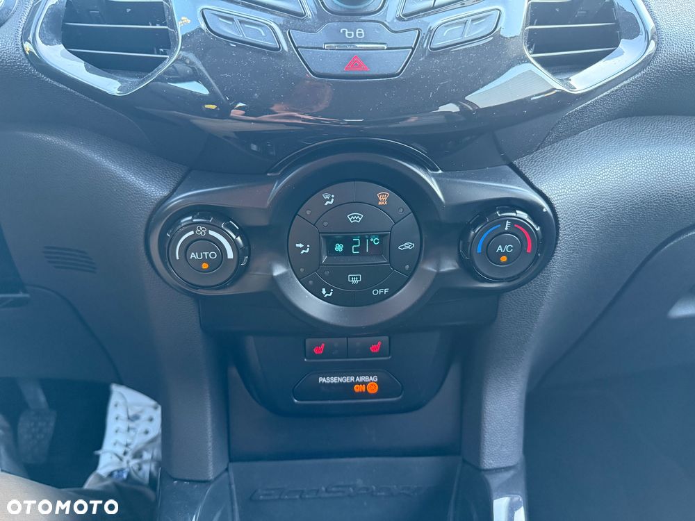 Ford EcoSport 1.0 EcoBoost TITANIUM - 26