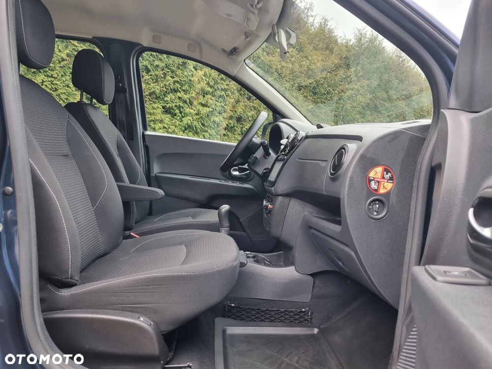 Dacia Lodgy 1.6 SCe Laureate S&S - 21