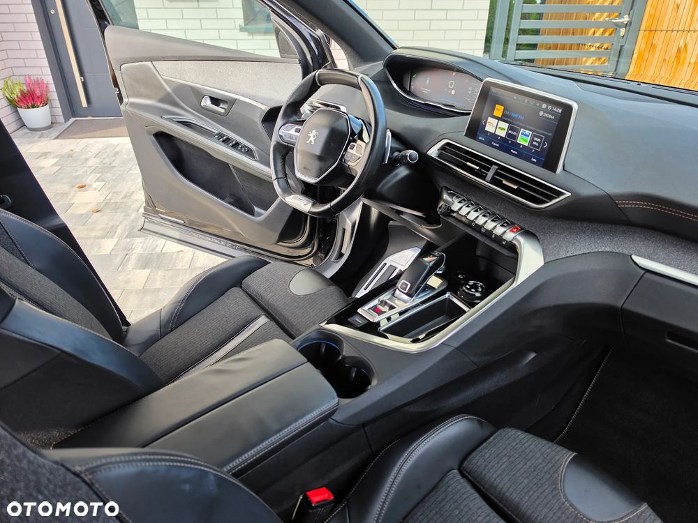 Peugeot 3008 - 13