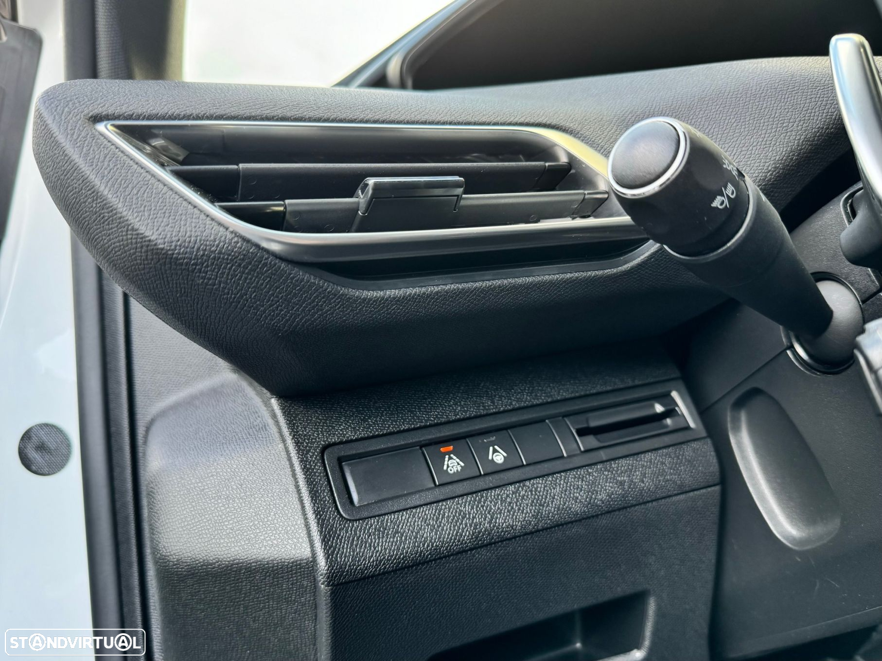Peugeot 3008 1.5 BlueHDi GT EAT8 - 15
