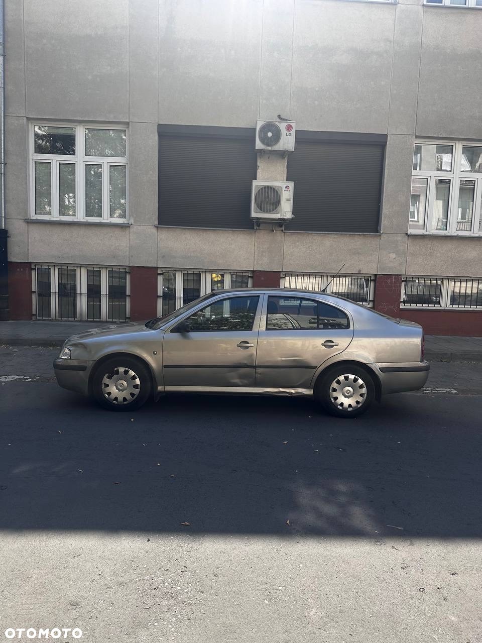 Skoda Octavia 1.6 Classic - 8