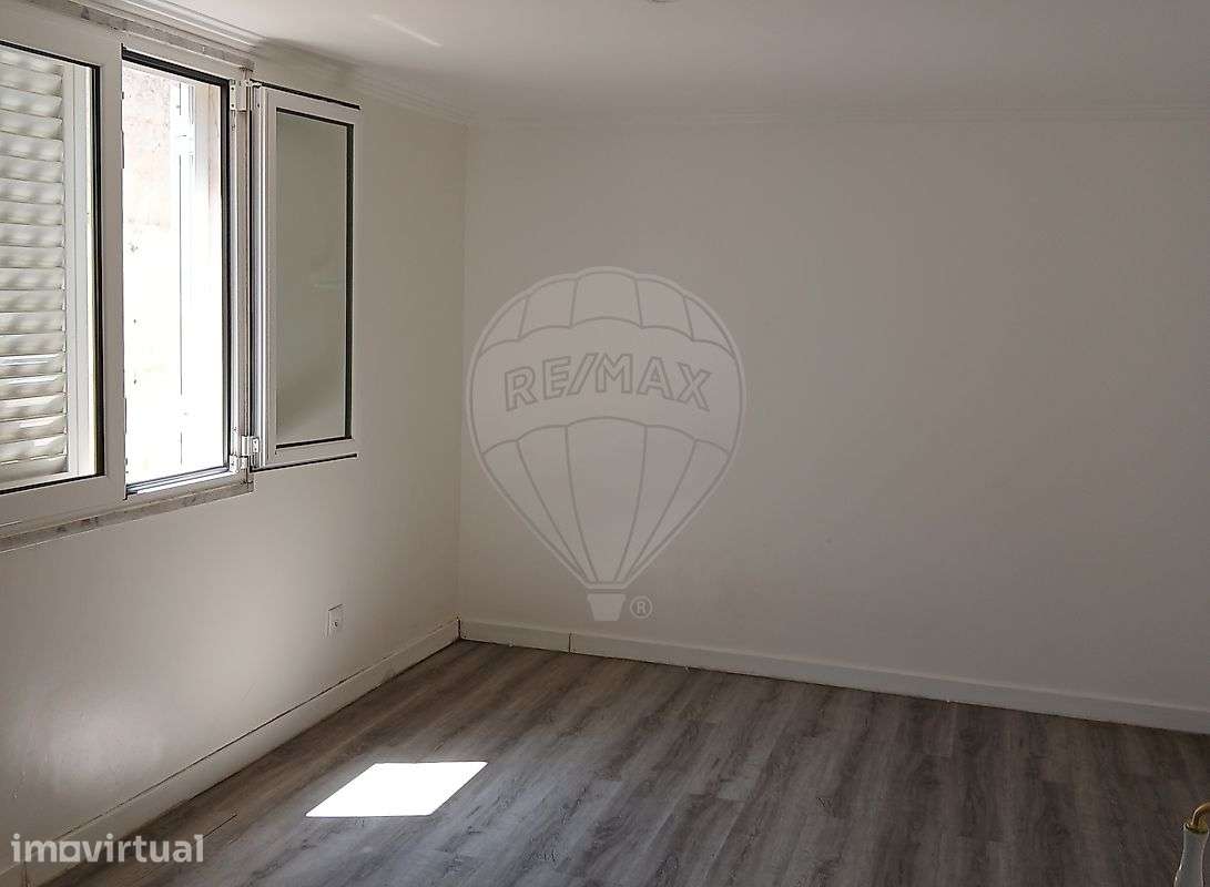 Moradia T1 para venda - Grande imagem: 3/7