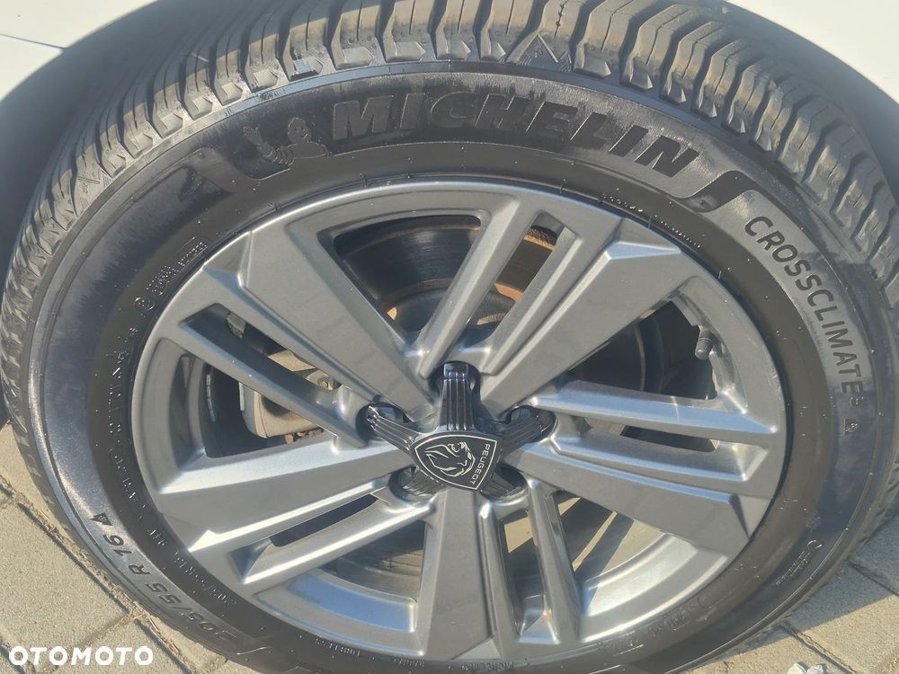 Peugeot 308 1.5 BlueHDi Allure Pack S&S EAT8 - 8