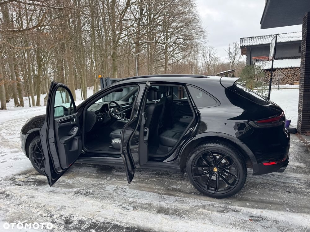 Porsche Macan Standard - 12