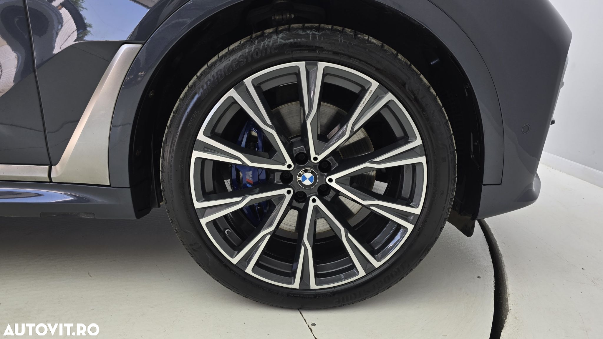 BMW X7 M50d - 23