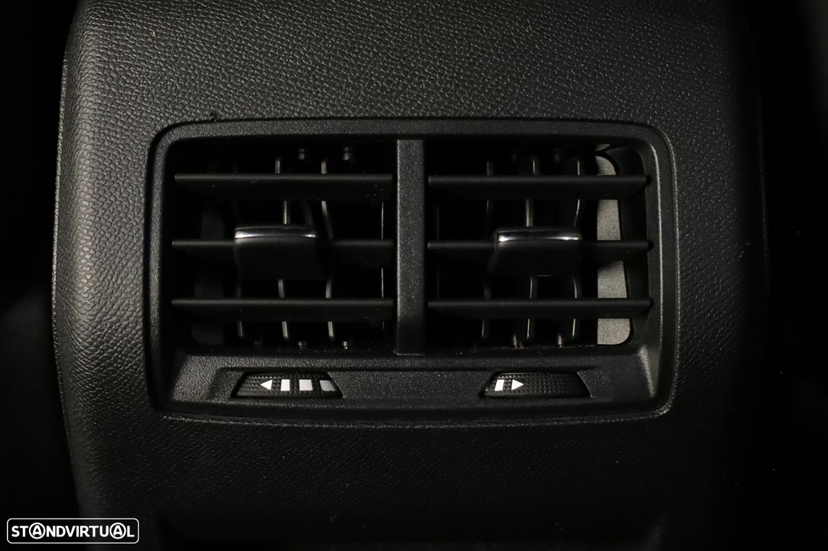 Peugeot 308 SW 1.2 PureTech GT EAT8 - 22