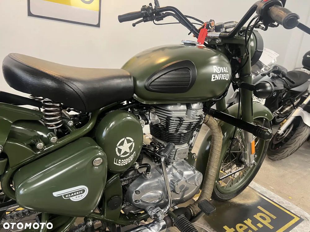 Royal Enfield Classic - 15