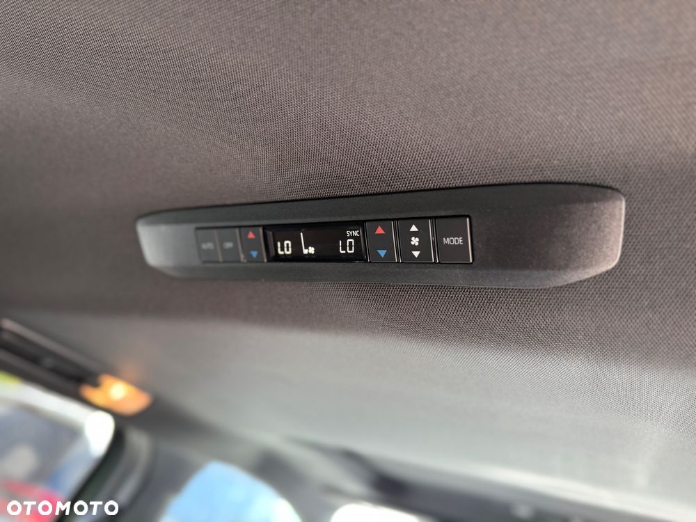 Toyota Sienna - 21