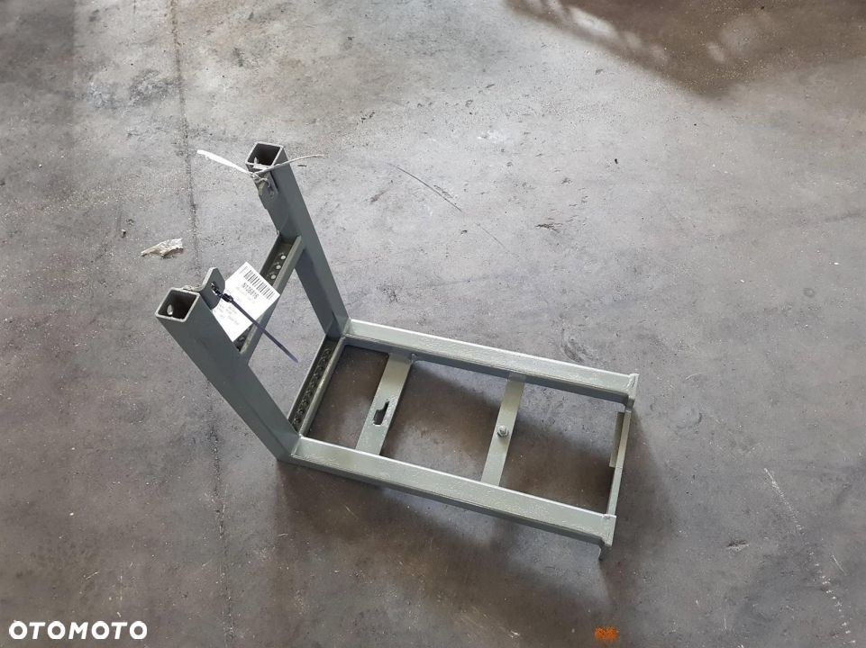 MOCOWANIE TRAKTOR VALTRA S 262 - 2