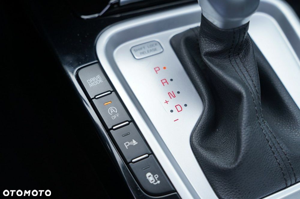 Kia XCeed - 28