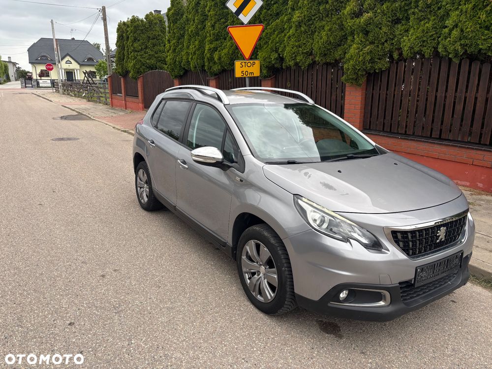 Peugeot 2008 BlueHDi 100 STOP & START Style - 3