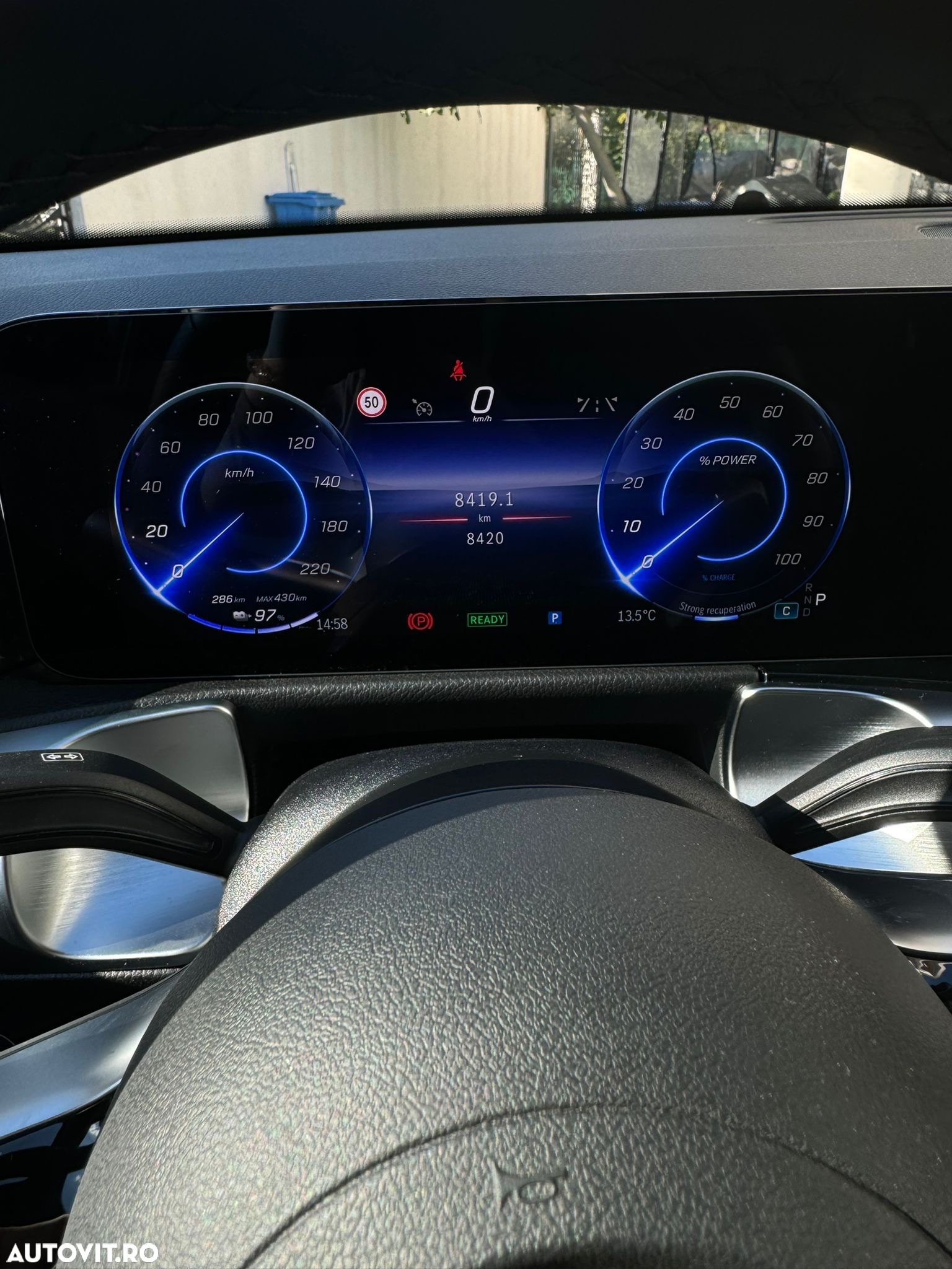 Mercedes-Benz EQB 300 4MATIC - 14