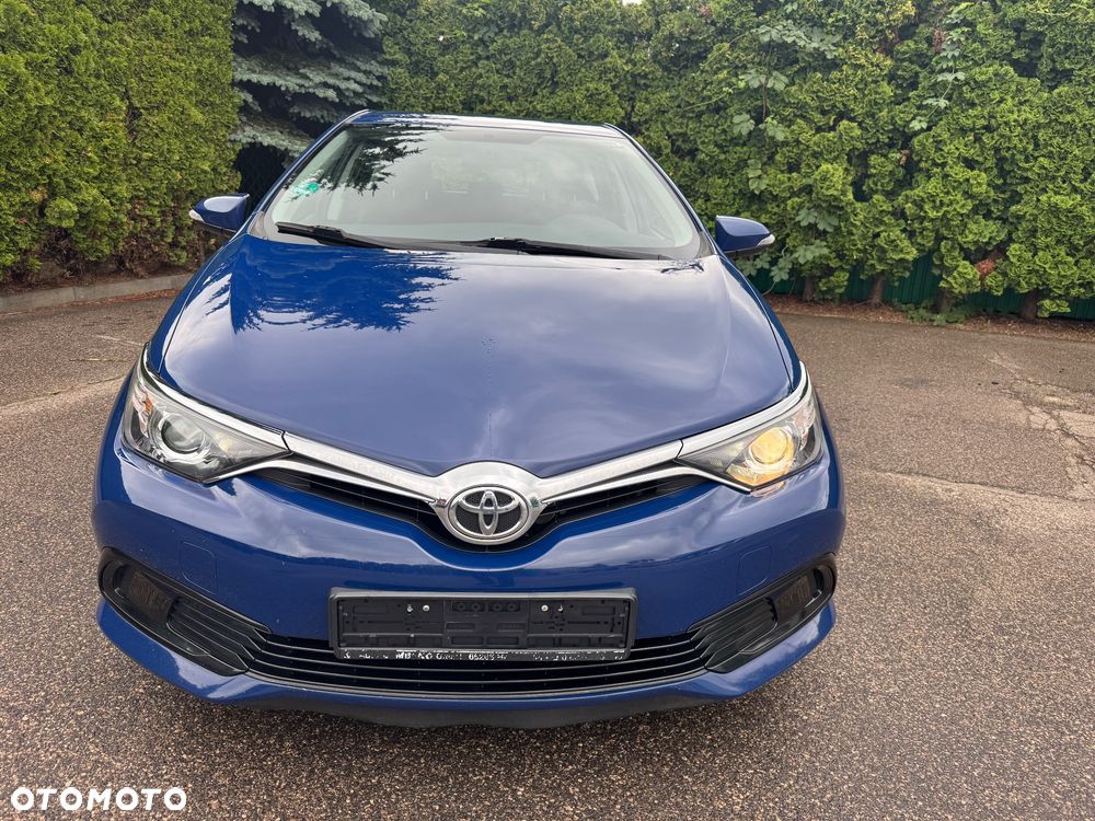 Toyota Auris 1.33 Dual-VVT-i Design Edition - 7
