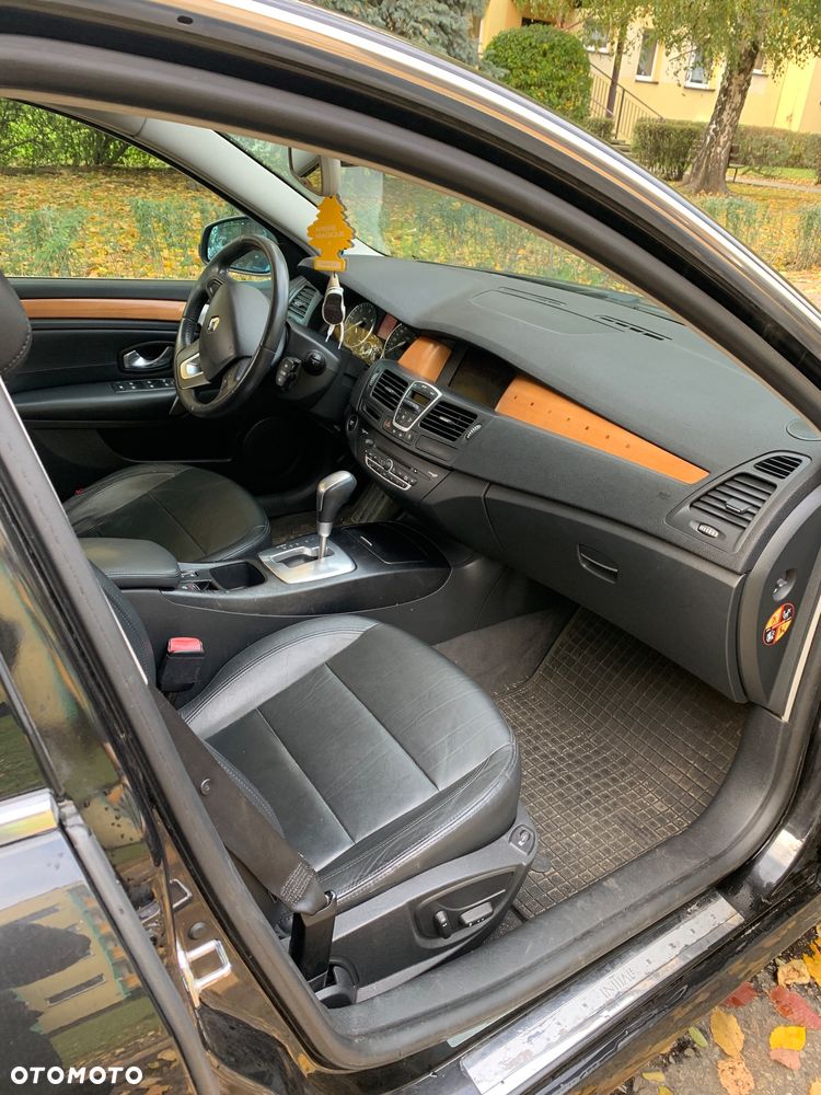 Renault Laguna 2.0 DCi FAP Initiale - 13