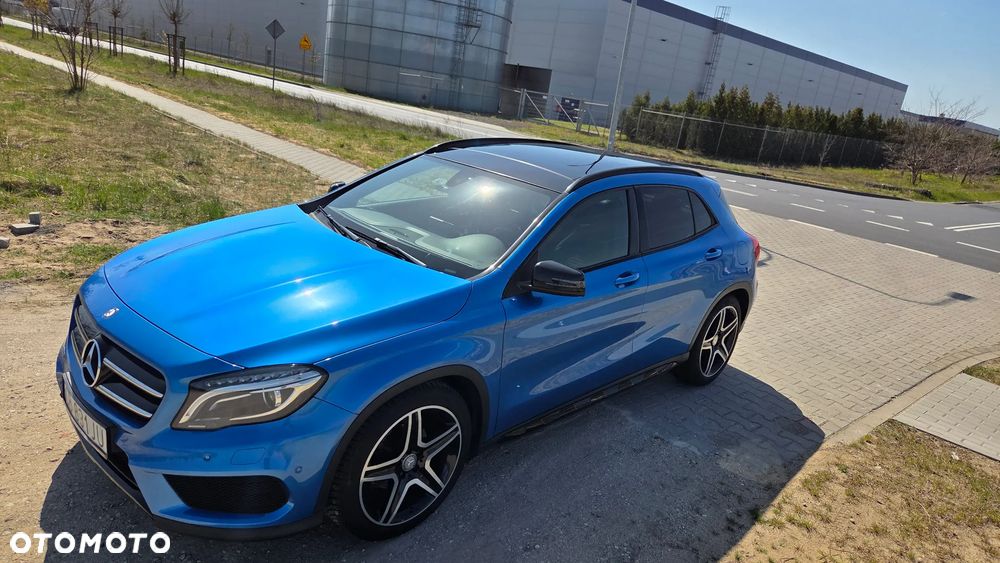 Mercedes-Benz GLA 200 7G-DCT AMG Line - 2