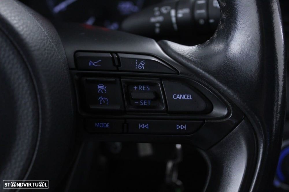 Toyota Yaris 1.0 VVT-i Comfort Plus - 23