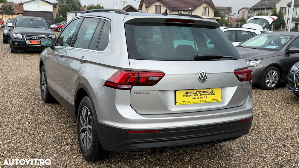 Volkswagen Tiguan - 16