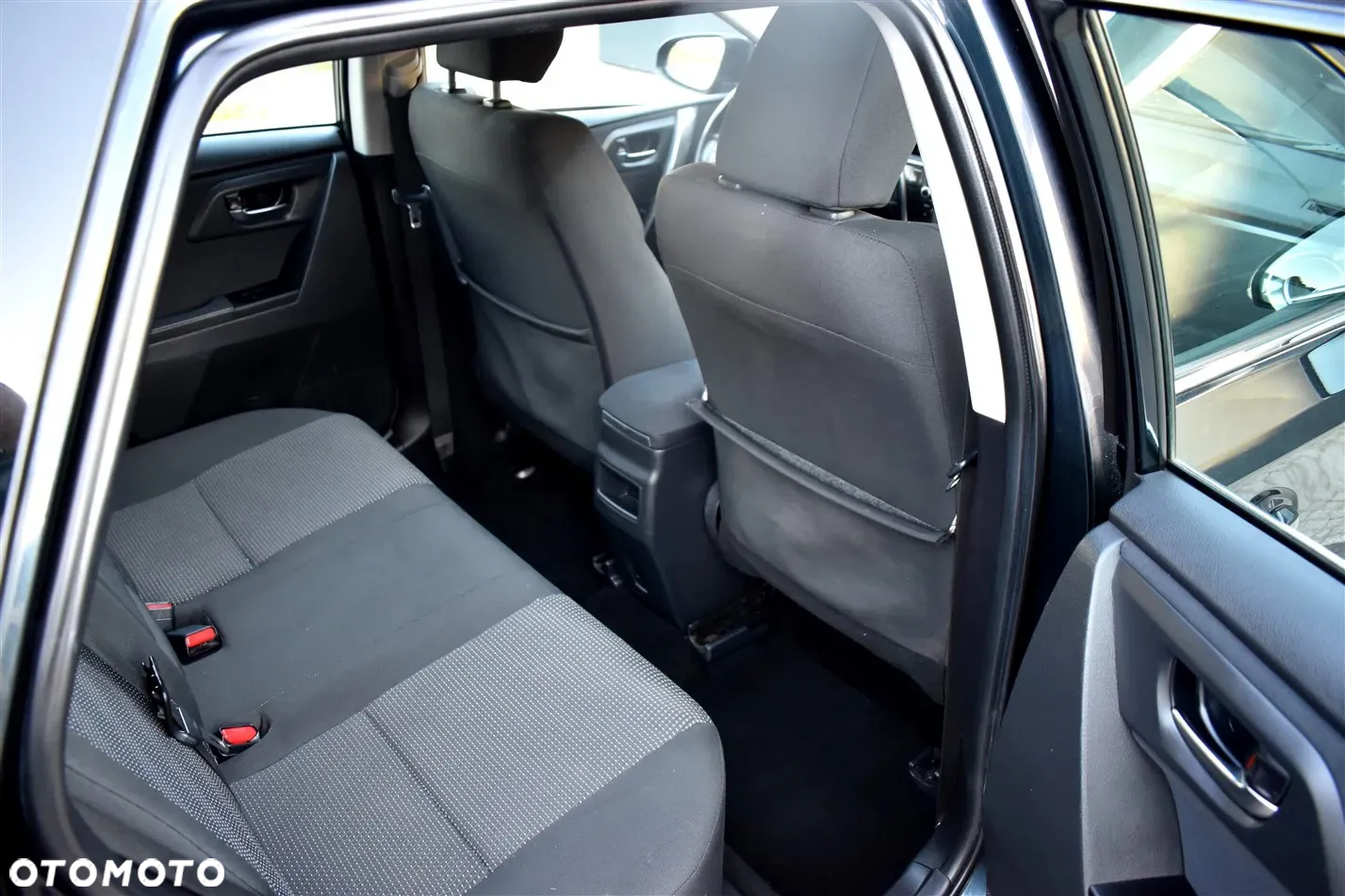 Toyota Auris 1.6 Sprint - 19