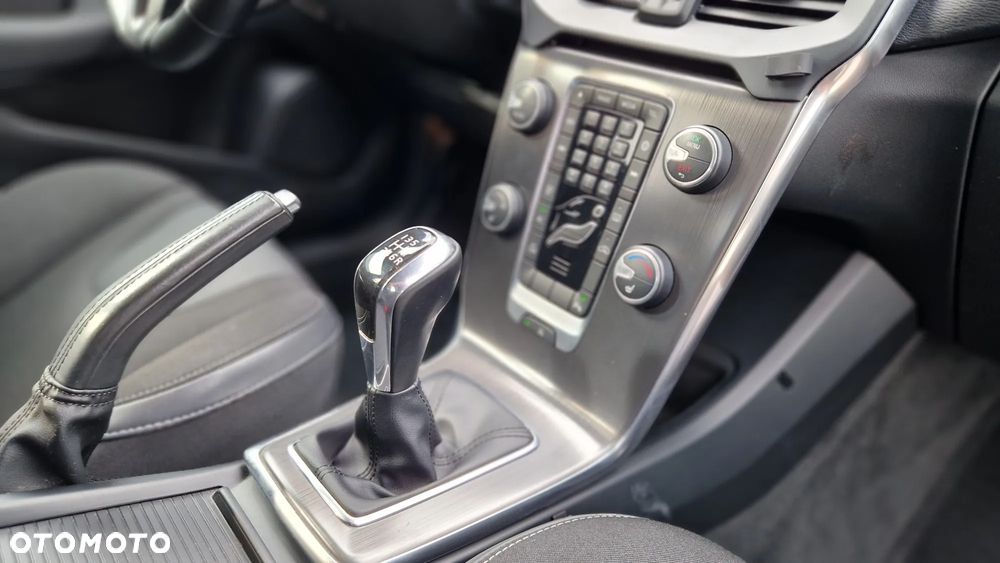 Volvo V40 - 14