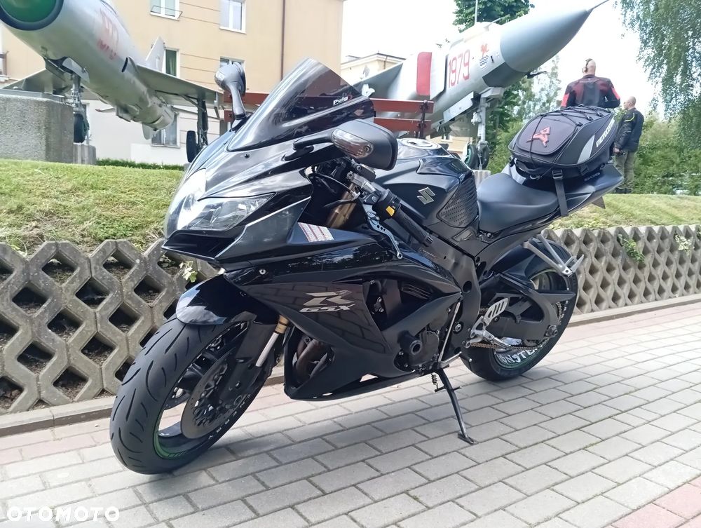 Suzuki GSX-R - 3