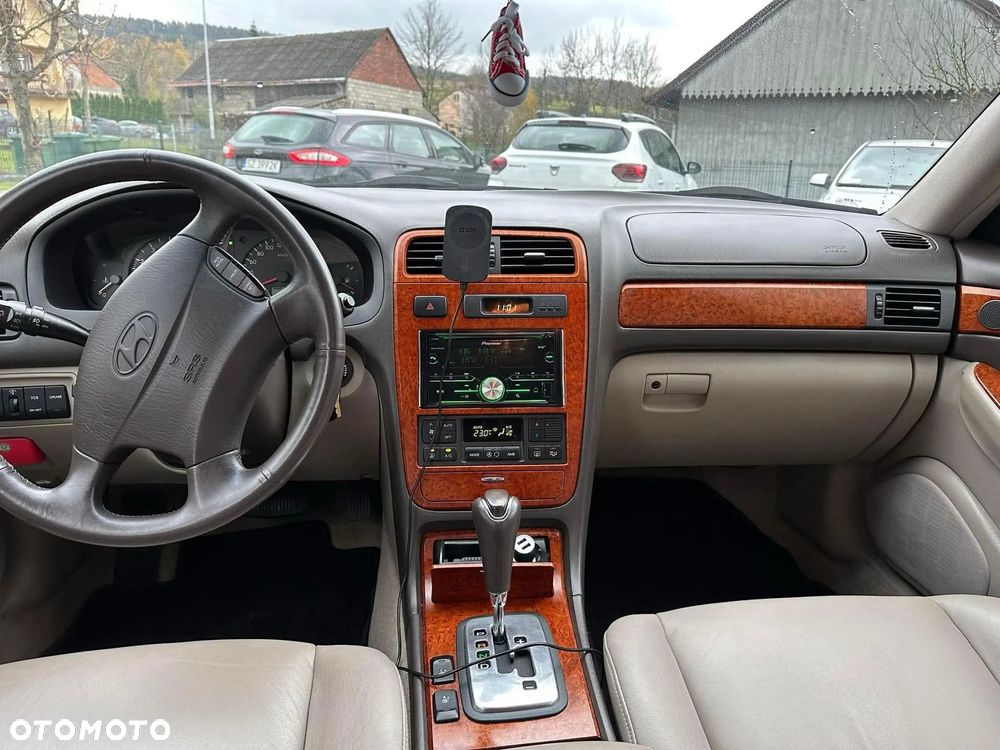 Hyundai XG 30 3.0 - 10