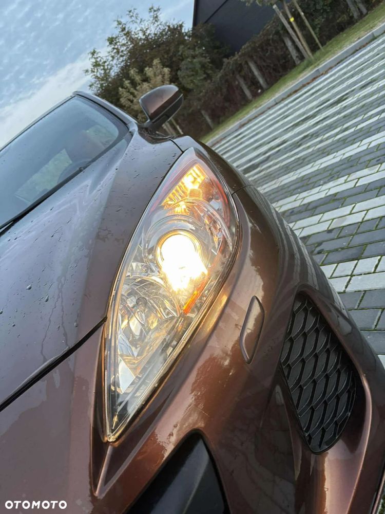 Mazda 3 1.6 Exclusive - 9
