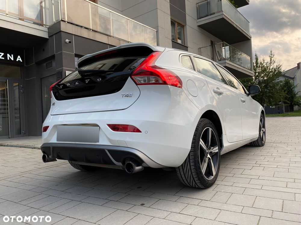 Volvo V40 T4 Drive-E R-Design Momentum - 15
