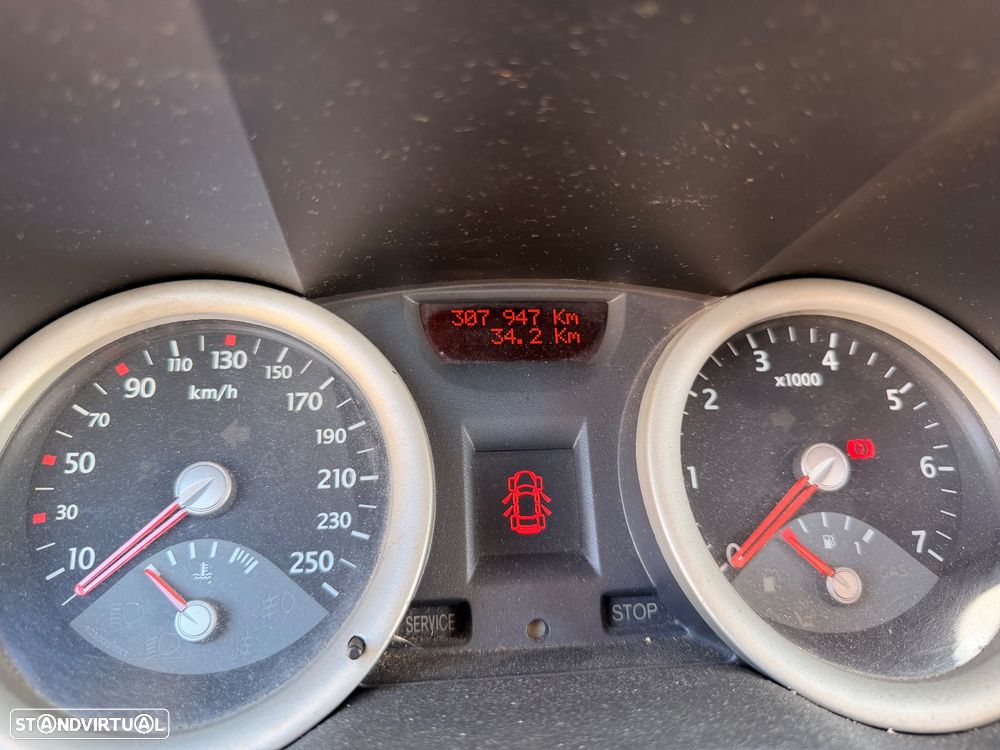 Renault Mégane 1.5 dCi Dynamique - 6