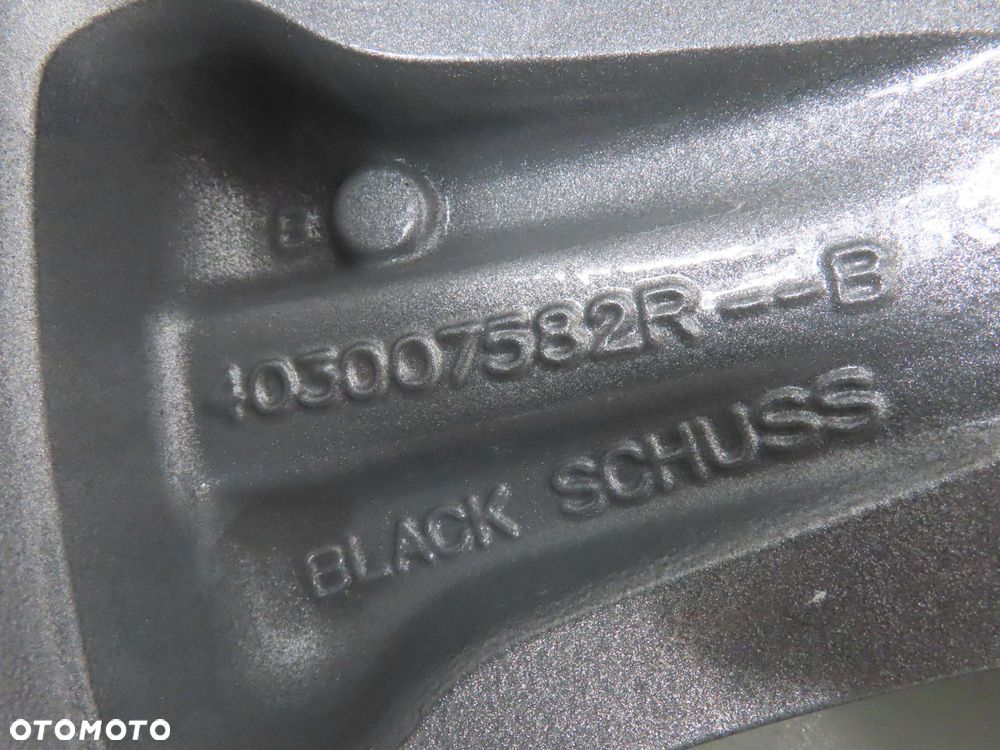 Alufelgi 17'' Renault Megane III Scenic III 5x114,3 7J ET49 403007582R--B - 3