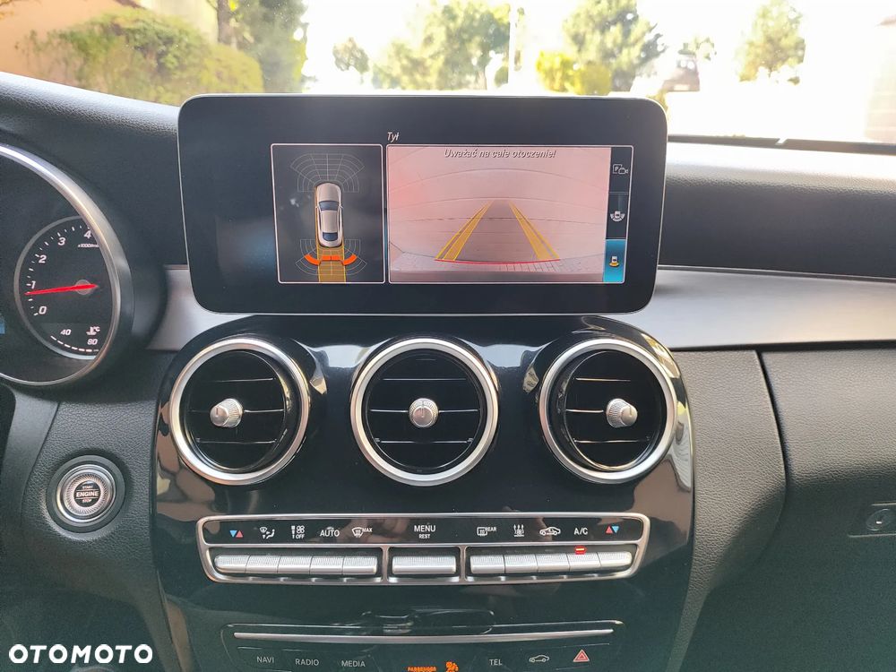 Mercedes-Benz Klasa C 180 AMG Line - 15