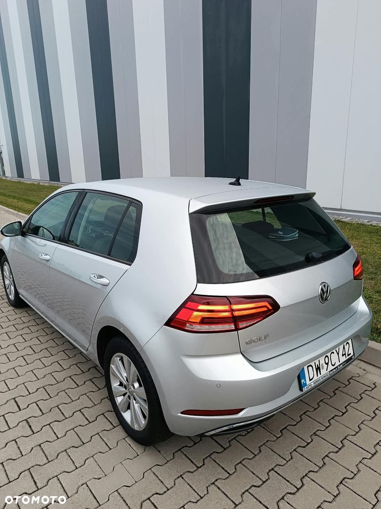 Volkswagen Golf - 18
