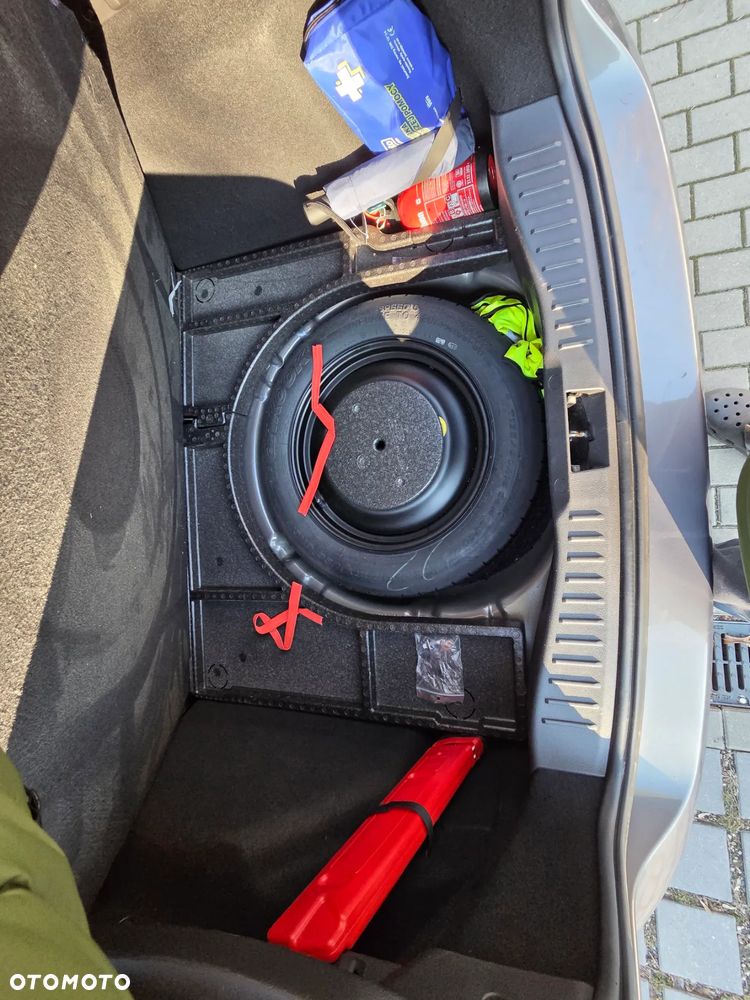 Ford Focus 1.6 TDCi DPF Titanium - 11