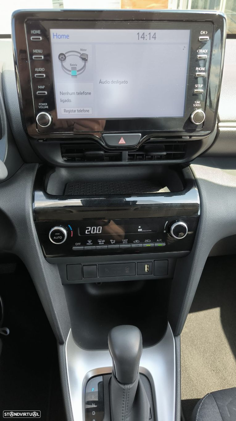 Toyota Yaris Cross - 12