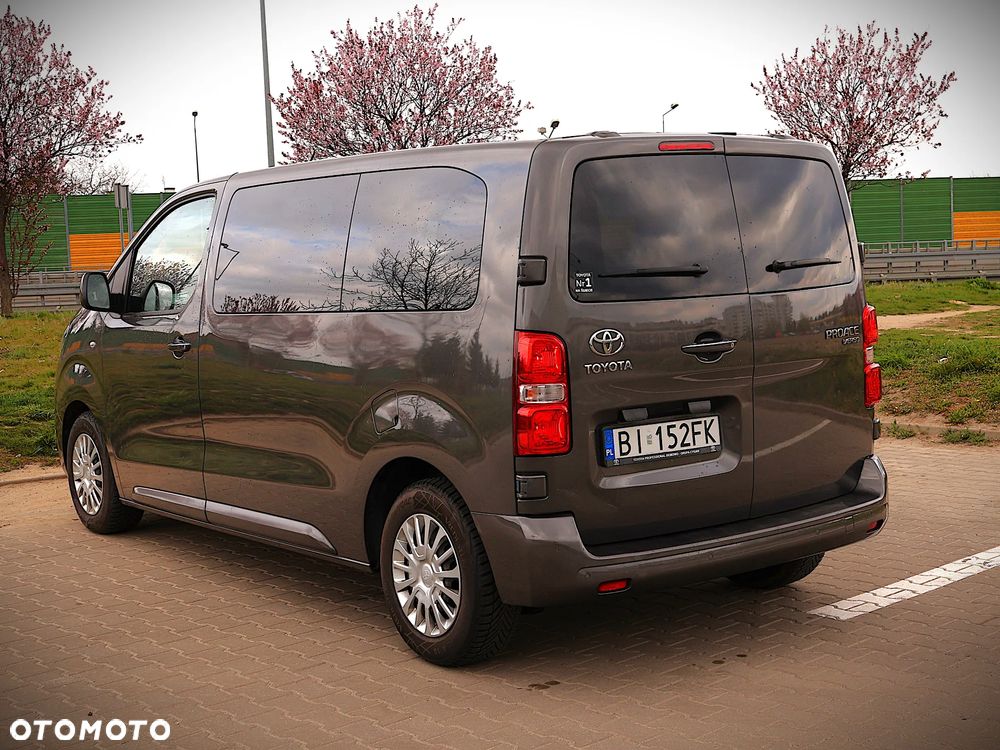 Toyota ProAce 1,5-l-D-4D L2 (9-Si.) Comfort - 17