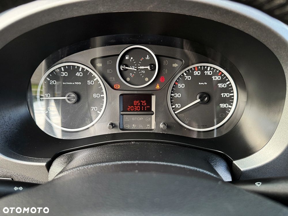 Peugeot Partner BlueHDi 100 Stop&Start Allure - 29