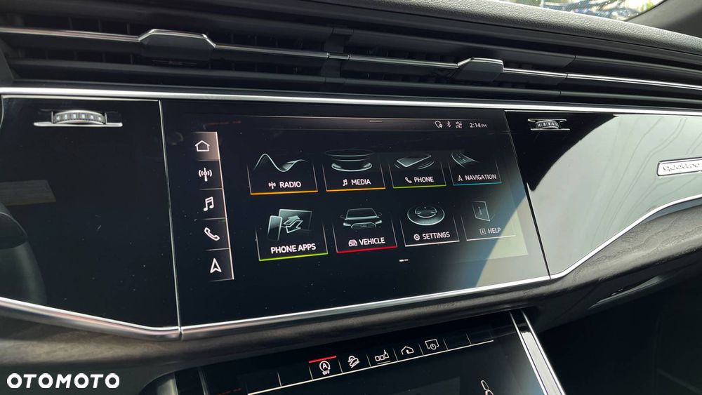 Audi Q8 - 11