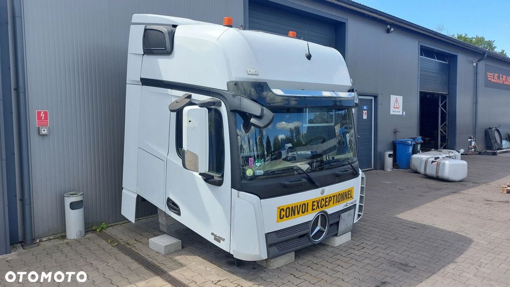 MERCEDES ACTROS MP4 EURO 6 KABINA KPL GIGA SPACE 2018 - 2