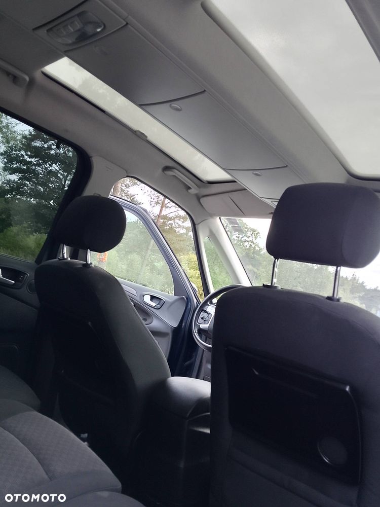 Ford Galaxy 2.0 TDCi Ghia - 23