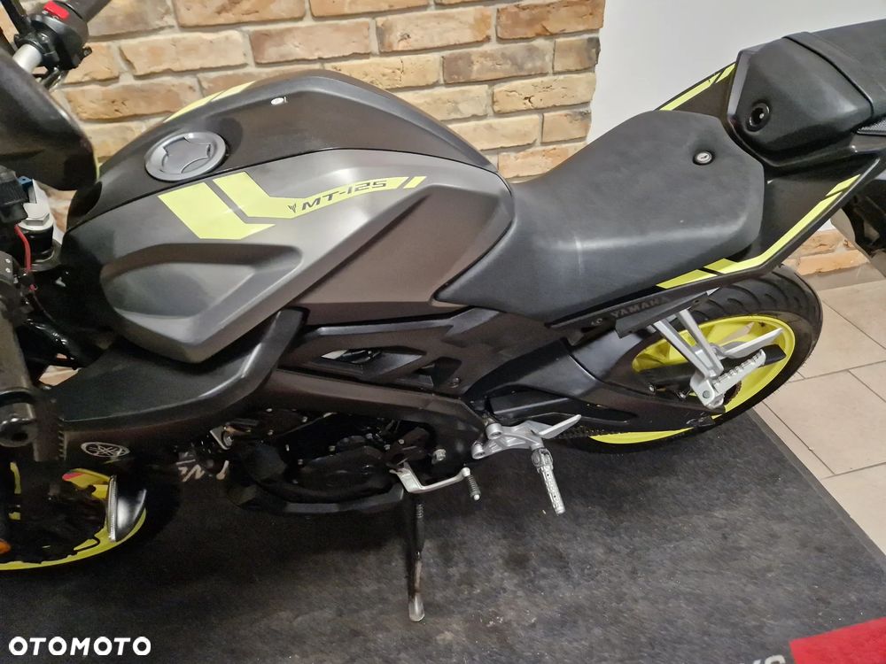 Yamaha MT - 15