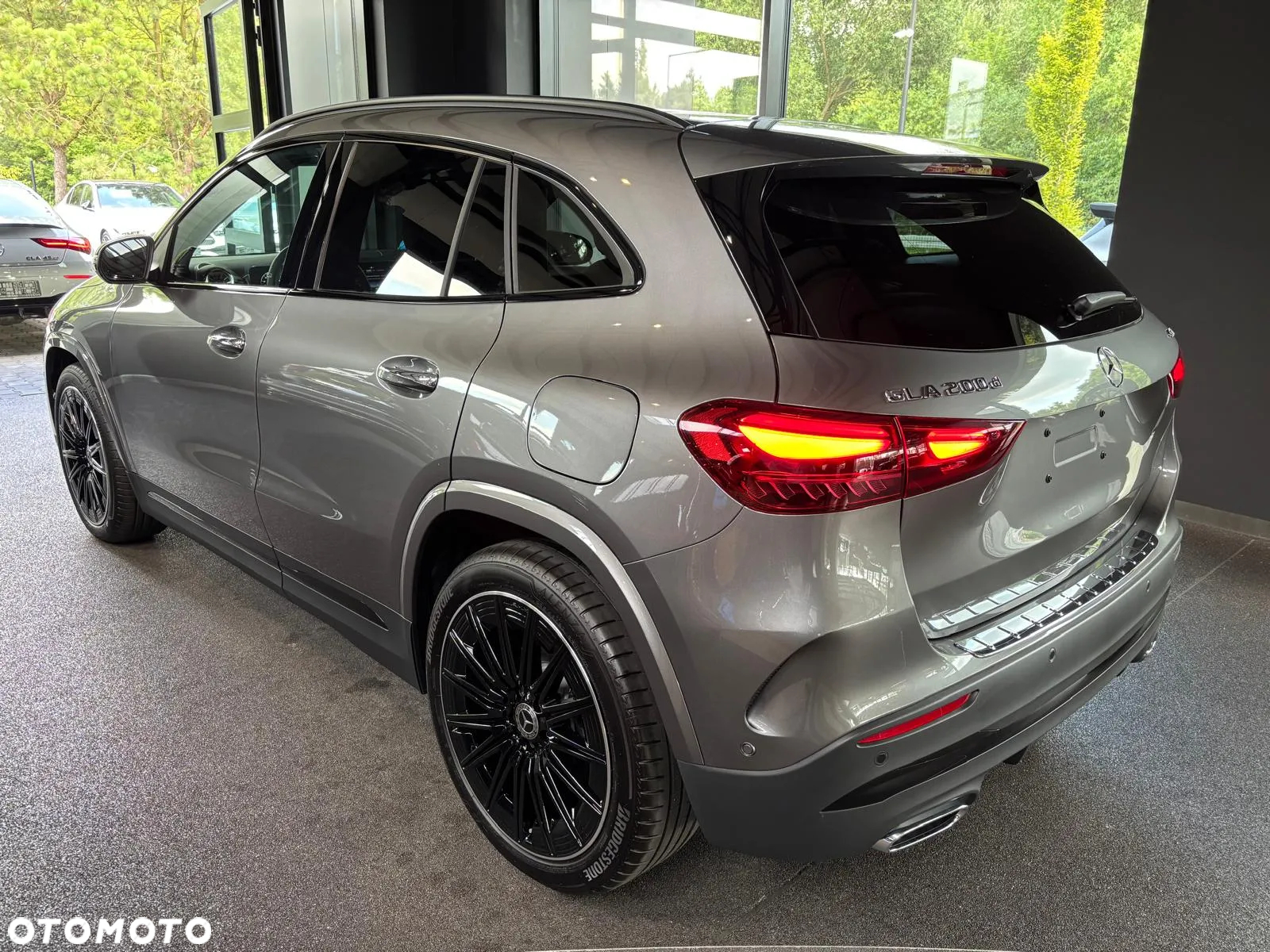 Mercedes-Benz GLA 200 d 4-Matic AMG Line 8G-DCT - 4