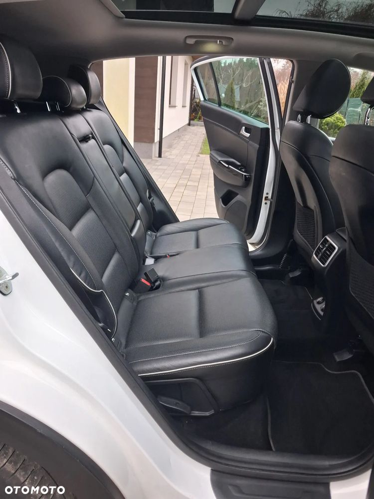 Kia Sportage - 14