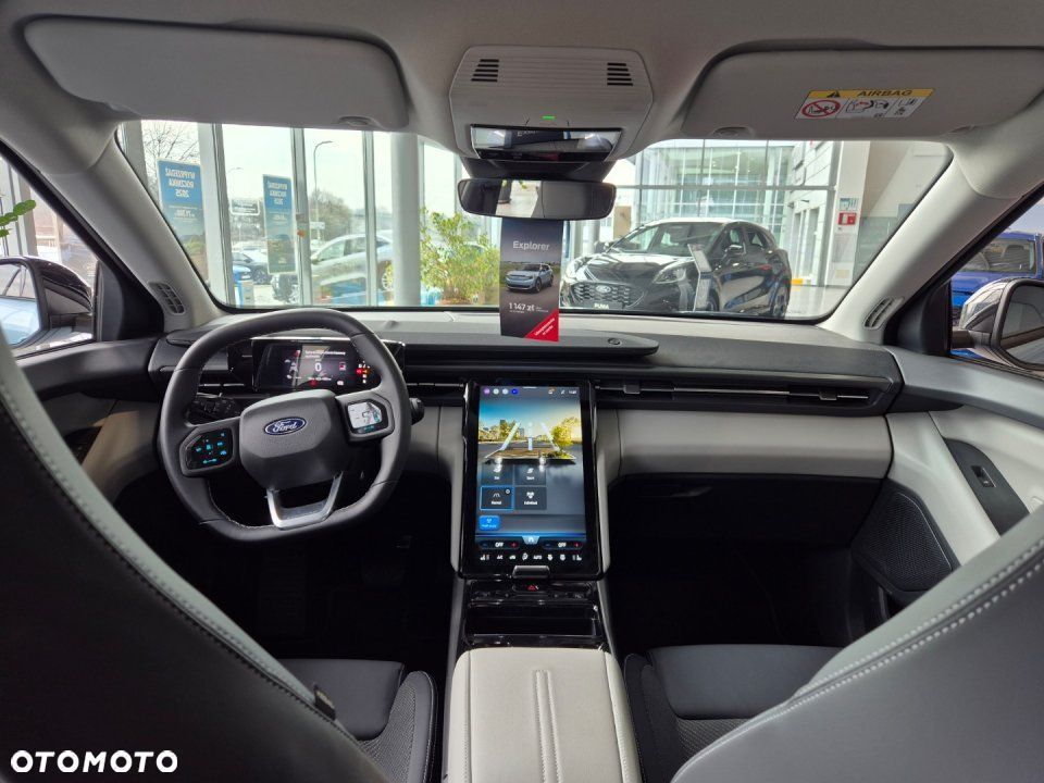 Ford Explorer - 14