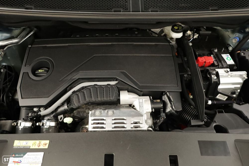 Peugeot 5008 1.2 Hybrid Allure e-DCS6 - 23