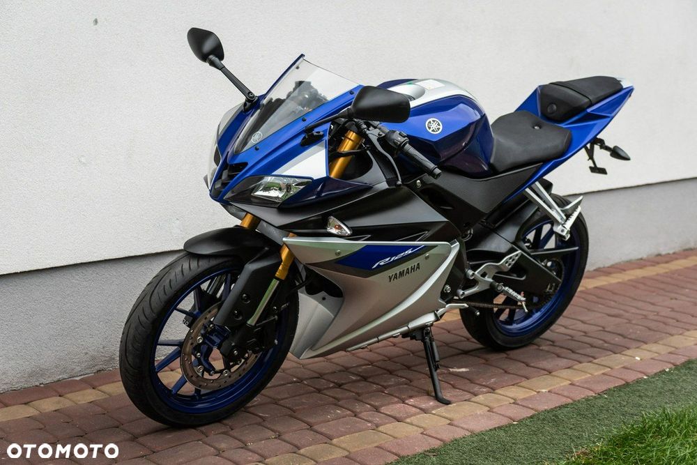 Yamaha YZF - 6