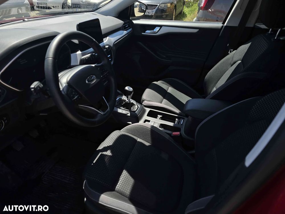 Ford Focus - 9