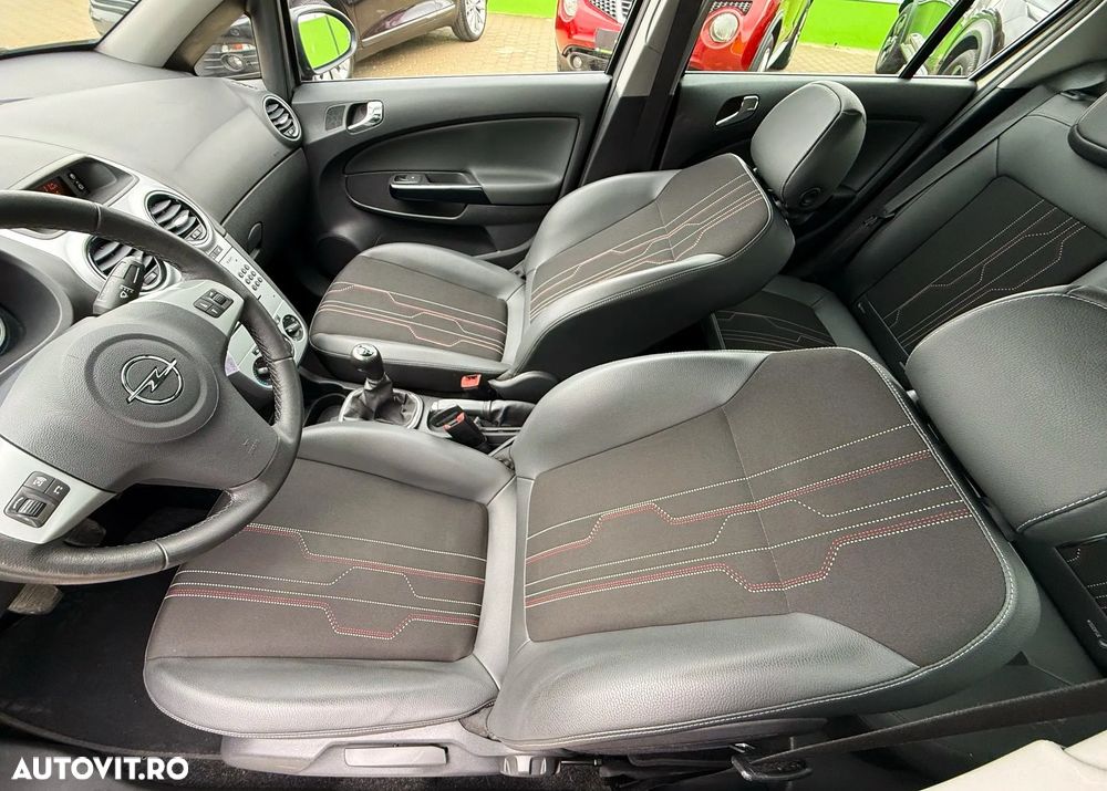 Opel Corsa 1.4 16V 150 Jahre - 17