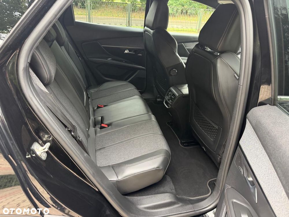 Peugeot 3008 BlueHDi 180 Stop & Start EAT8 GT - 32
