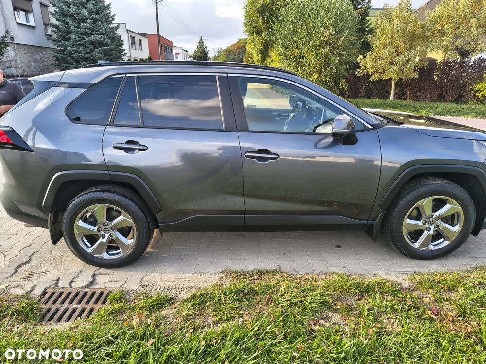 Toyota RAV4 - 3